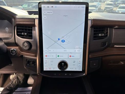 Used 2023 Ford Expedition Max King Ranch image 26