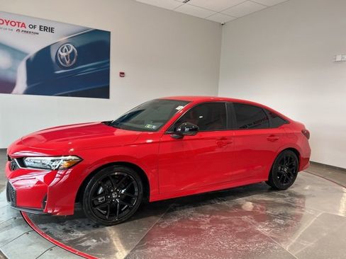 Used 2025 Honda Civic Sport image 3