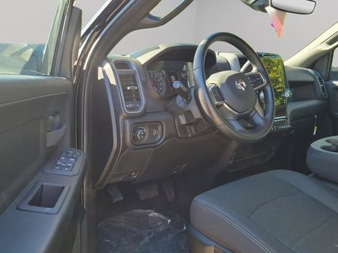 Used 2026 RAM 2500 Tradesman AWD/4WD image 4