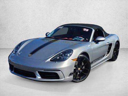 Used 2025 Porsche 718 Boxster image 1