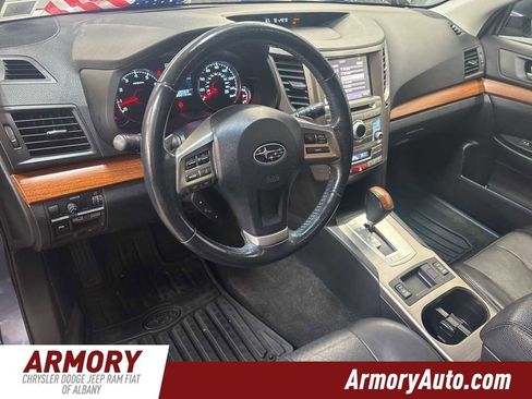 Used 2014 Subaru Outback 2.5i Limited image 9