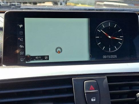 Used 2017 BMW 330i xDrive Sedan w/ Technology Package AWD/4WD image 19