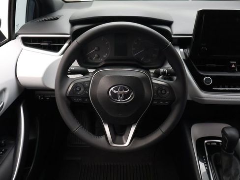 Certified 2024 Toyota Corolla SE image 23