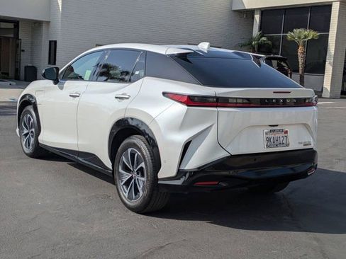 Used 2023 Lexus RZ 450e Premium w/ Technology Package AWD/4WD image 7