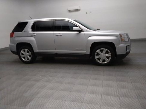Used 2017 GMC Terrain SLE image 11