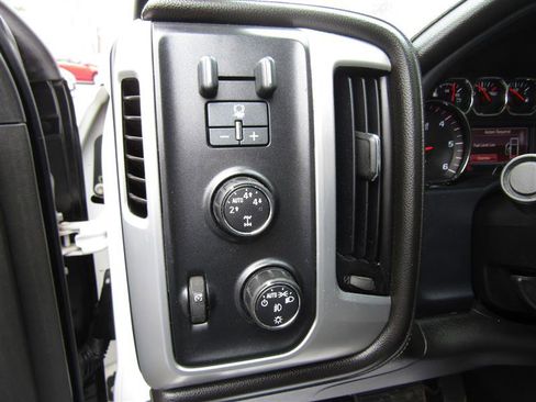 Used 2014 GMC Sierra 1500 SLT w/ SLT Crew Cab Value Package image 15