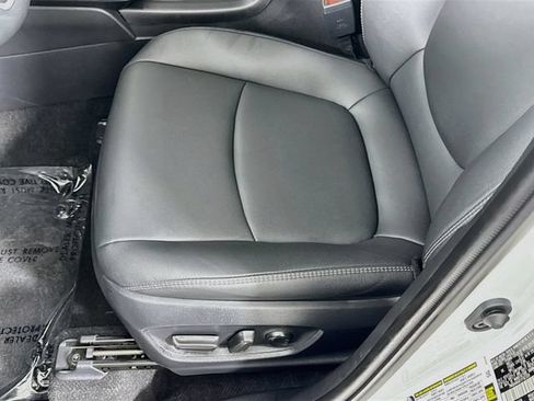 Certified 2026 Toyota Corolla Cross XLE w/ Convenience Package AWD/4WD image 20