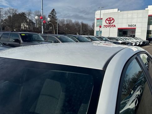 Used 2024 Toyota Corolla LE image 44