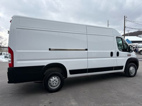 Used 2022 RAM ProMaster 3500 w/ Convenience Group image 5