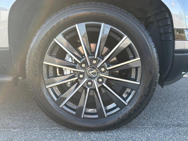 Used 2024 Lexus GX 550 w/ Accessory Package (Z1) AWD/4WD image 17