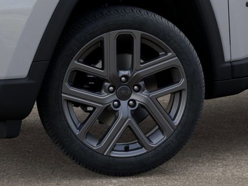 New 2026 Jeep Compass Limited image 8