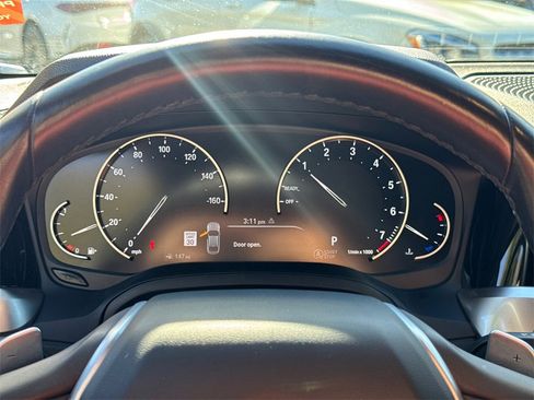 Used 2020 BMW 330i Sedan w/ Driving Assistance Package image 27