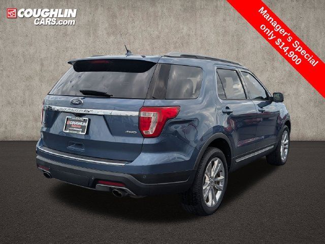 Used 2018 Ford Explorer XLT w/ Equipment Group 202A AWD/4WD image 8