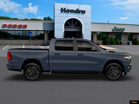 New 2026 RAM 1500 Big Horn AWD/4WD image 9