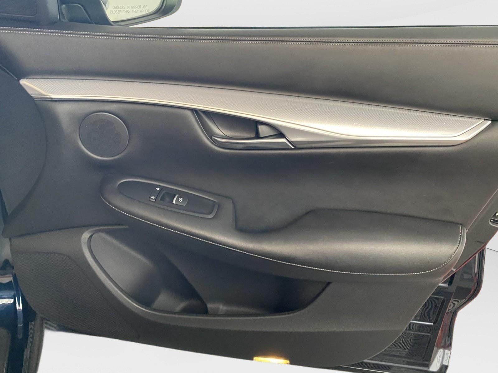 Used 2019 INFINITI QX50 Luxe AWD/4WD image 7