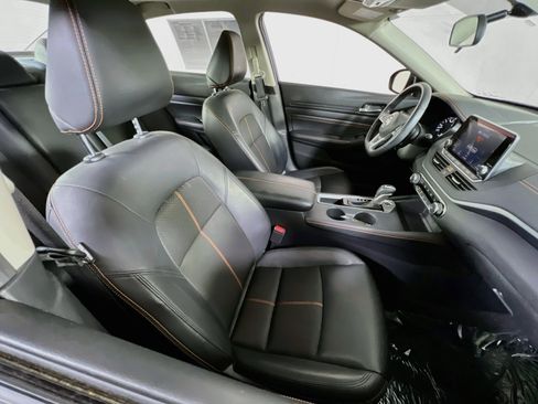 Used 2019 Nissan Altima 2.5 SR w/ SR Premium Package FWD image 27