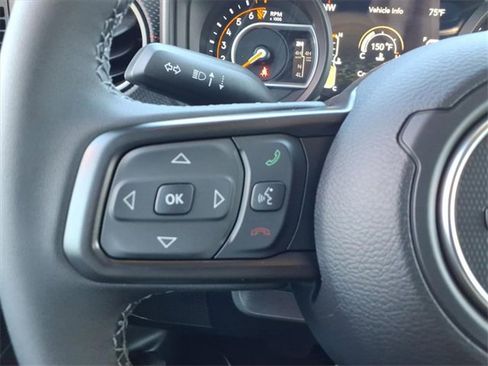 New 2025 Jeep Gladiator Rubicon image 24