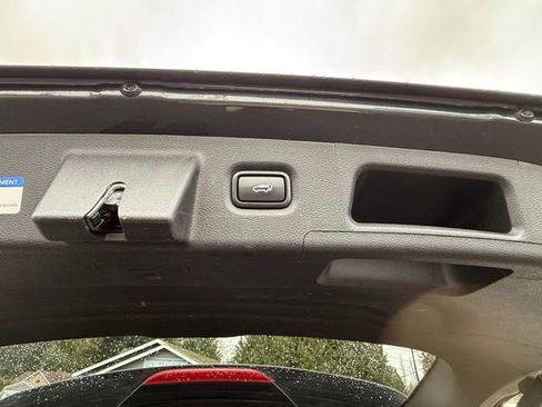 Used 2020 Hyundai Santa Fe SEL w/ Convenience + Premium Package image 33