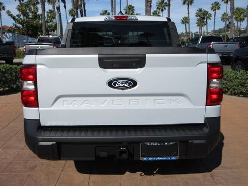 New 2026 Ford Maverick XLT FWD image 3