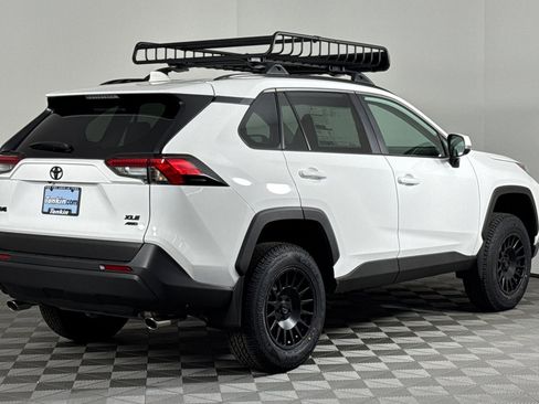 New 2025 Toyota RAV4 XLE image 4