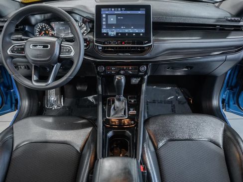 Certified 2022 Jeep Compass Latitude AWD/4WD image 17