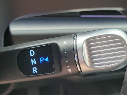 New 2023 Hyundai Ioniq 6 SEL image 10