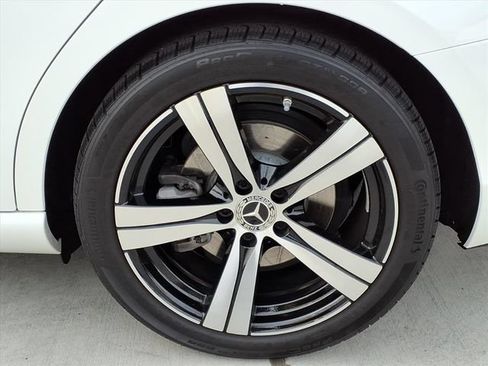 Certified 2025 Mercedes-Benz C 300 4MATIC Sedan image 24