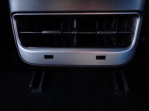 Used 2018 Tesla Model 3 Long Range AWD/4WD image 5