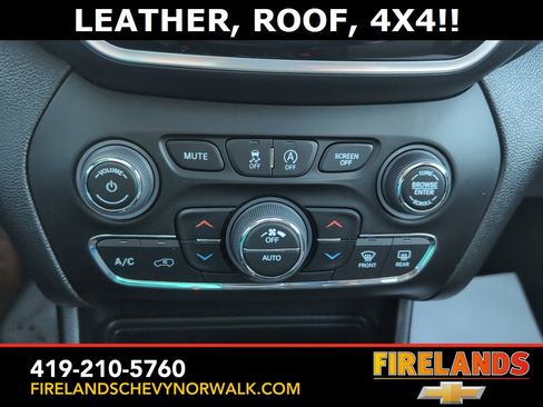 Used 2022 Jeep Cherokee Limited w/ Elite Package image 29