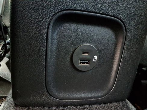 Used 2022 Ford Escape SEL image 21