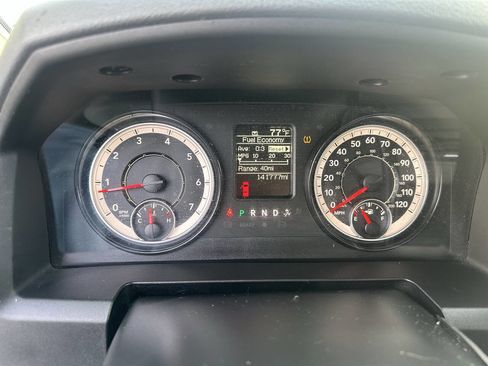 Used 2016 RAM 1500 Tradesman w/ Power & Remote Entry Group image 21