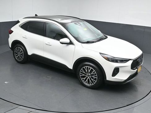 Certified 2024 Ford Escape Base w/ PHEV Premium Package image 42