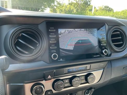 Used 2022 Toyota Tacoma SR AWD/4WD image 28