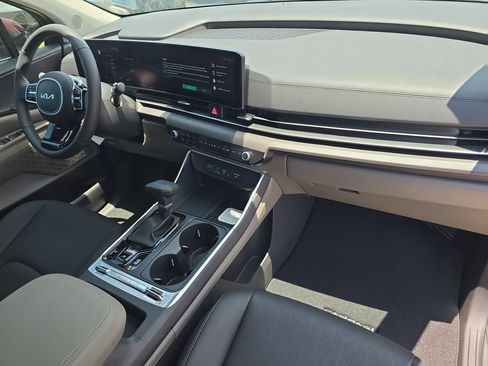 New 2026 Kia Carnival SX FWD image 12