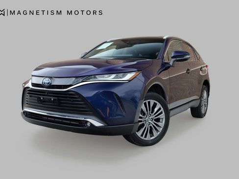 Used 2022 Toyota Venza Limited image 6