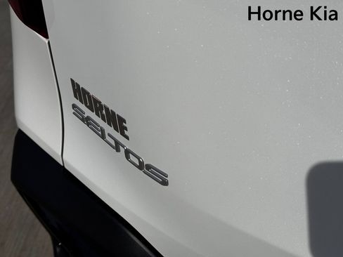 New 2026 Kia Seltos S image 9