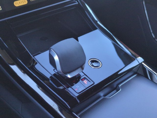 New 2027 Land Rover Range Rover Sport Dynamic SE AWD/4WD image 9