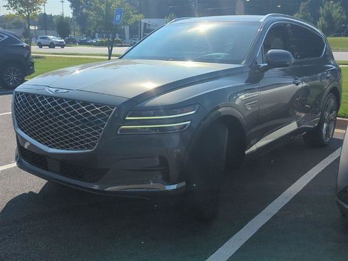 Used 2022 Genesis GV80 2.5T w/ Prestige Package 04 AWD/4WD image 2