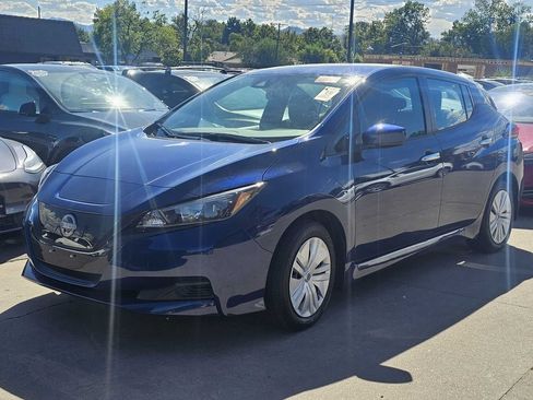 Used 2025 Nissan Leaf S FWD image 1