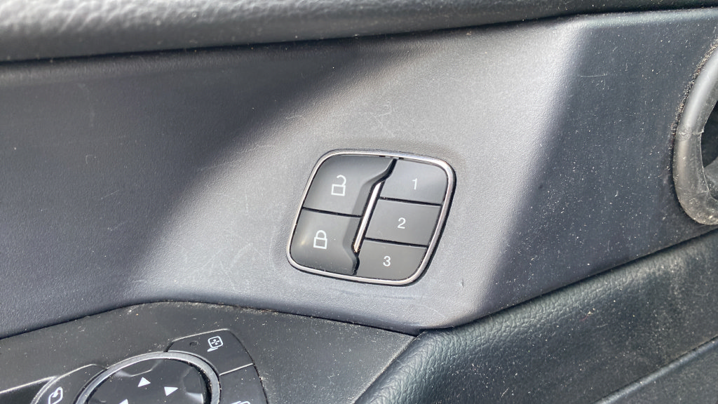 Used 2021 Ford Expedition Max Limited AWD/4WD image 33