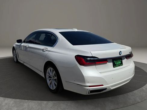 Used 2020 BMW 740i RWD image 7