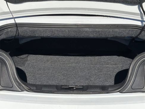 Used 2020 Ford Mustang Premium image 15