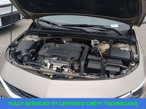 Used 2025 Chevrolet Malibu LT image 47