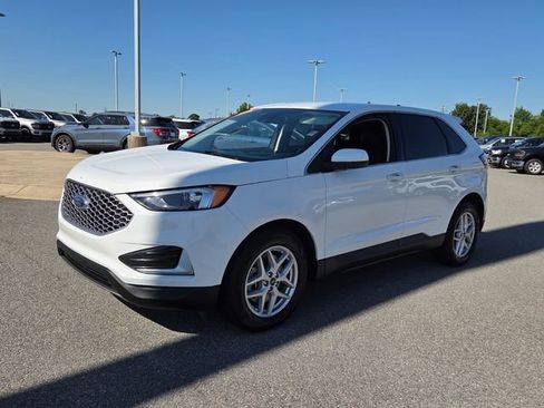 Used 2024 Ford Edge SEL AWD/4WD image 3