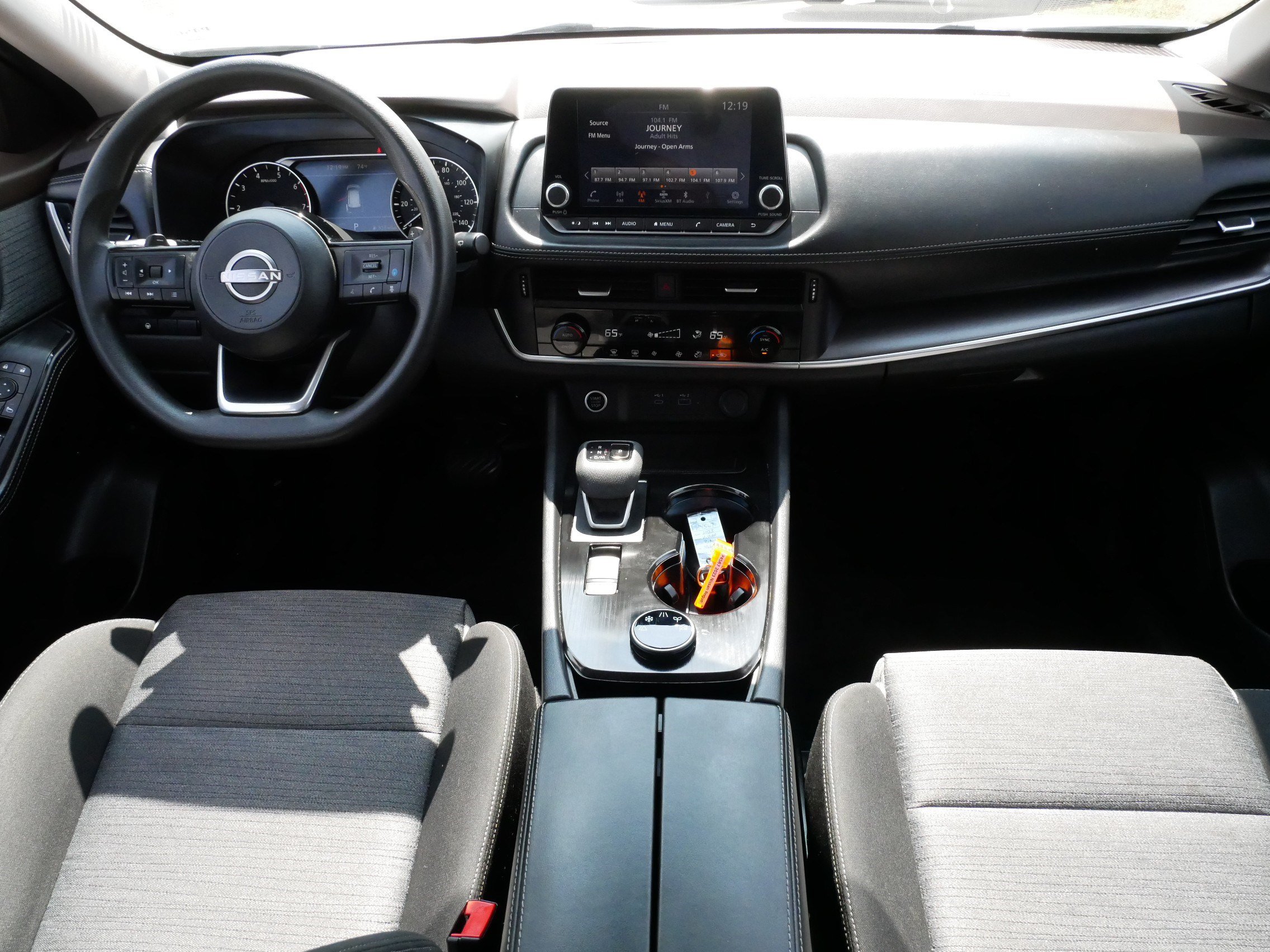 Used 2023 Nissan Rogue SV AWD/4WD image 10