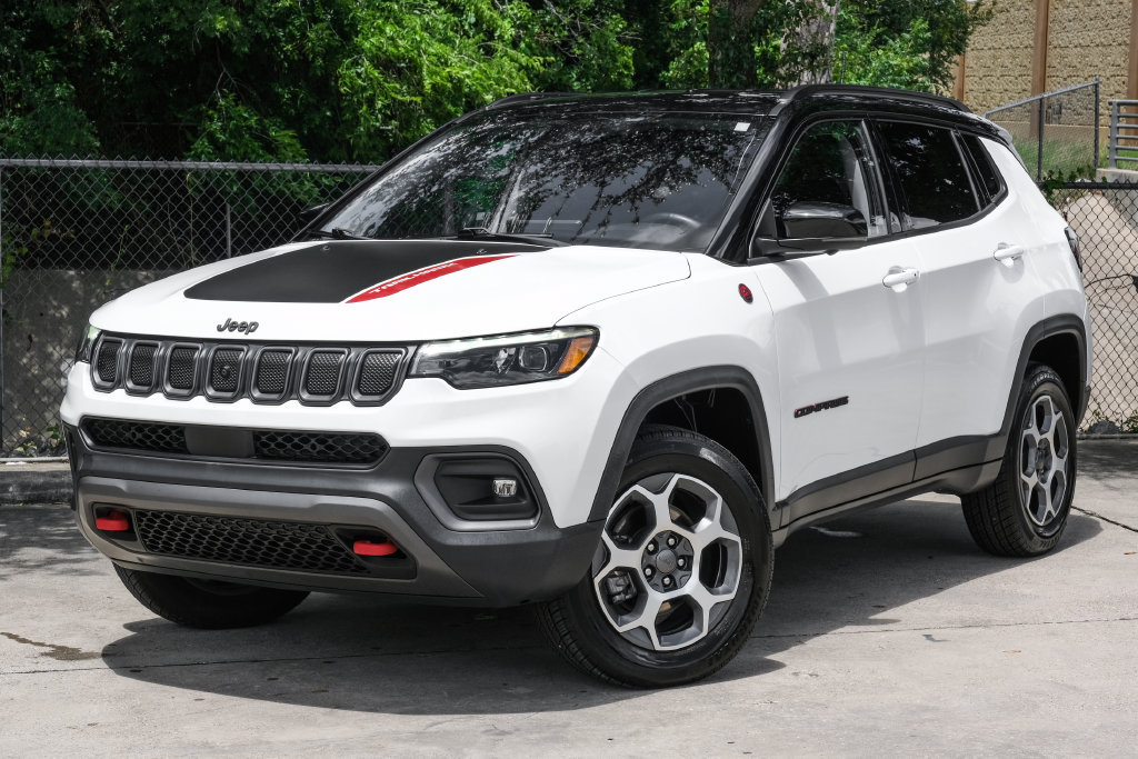 Used 2022 Jeep Compass Trailhawk w/ Trailhawk Elite Group AWD/4WD image 11