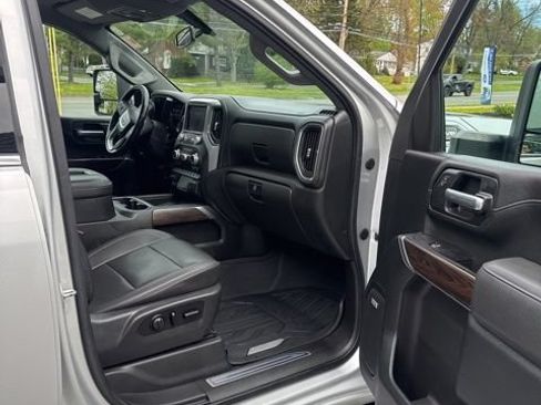 Used 2021 GMC Sierra 2500 SLT w/ SLT Premium Package AWD/4WD image 19