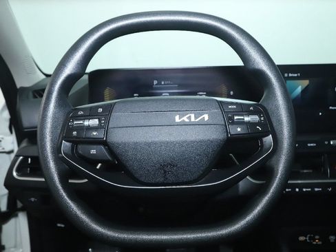 Used 2025 Kia K4 FWD image 20
