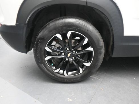Used 2023 Chevrolet TrailBlazer LT w/ Convenience Package FWD image 22