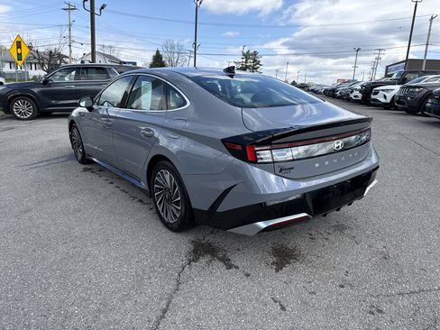 Used 2025 Hyundai Sonata SEL FWD image 5